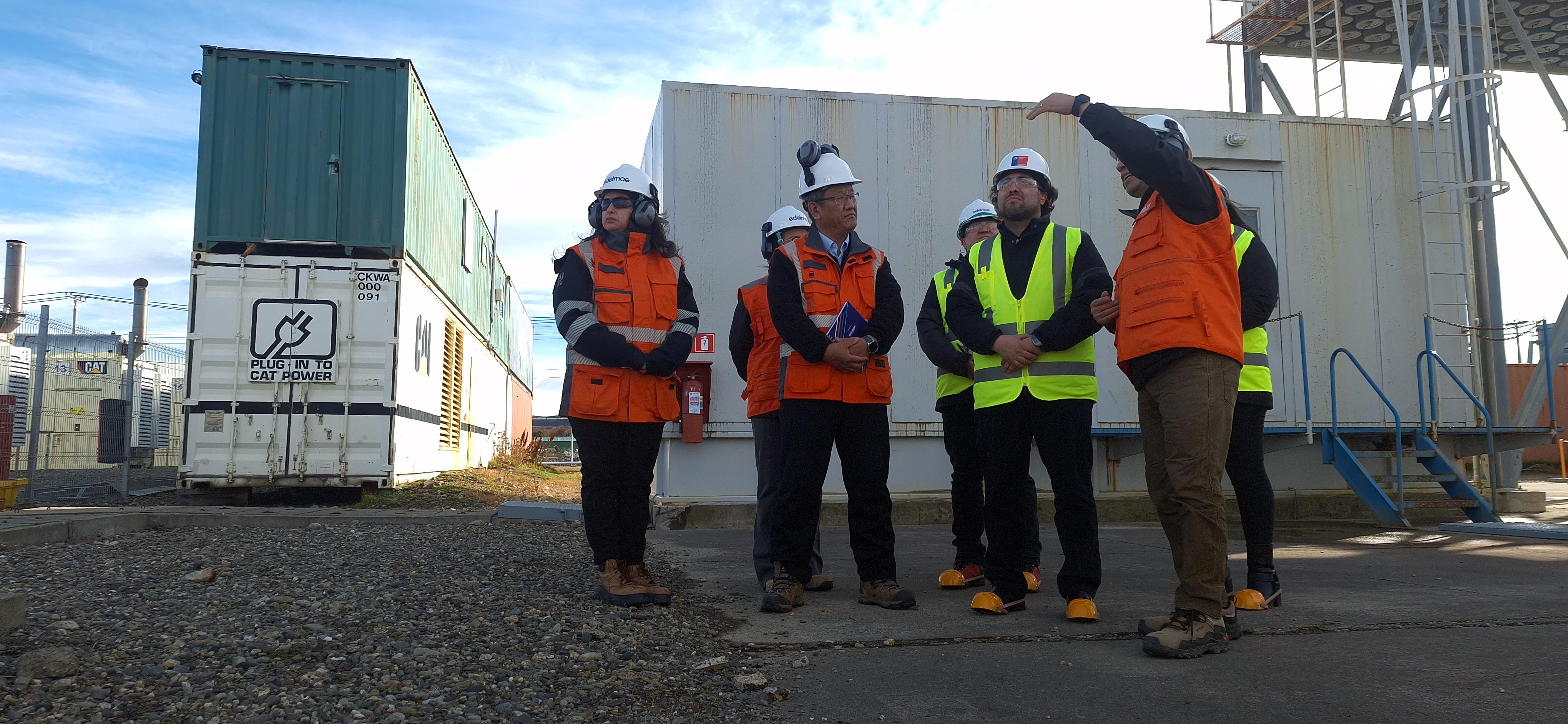 En el marco de su despliegue territorial: Seremi de Energía de Magallanes visita central generadora de electricidad Tres Puentes 