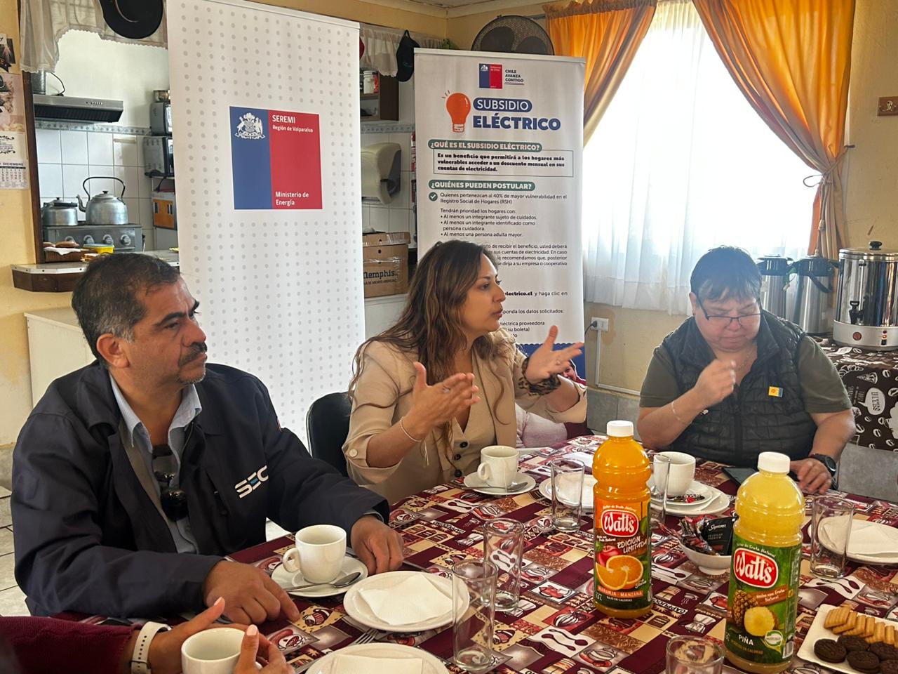 Autoridades regionales entregan detalles de cuarta convocatoria del Subsidio Eléctrico a vecinos de Viña del Mar