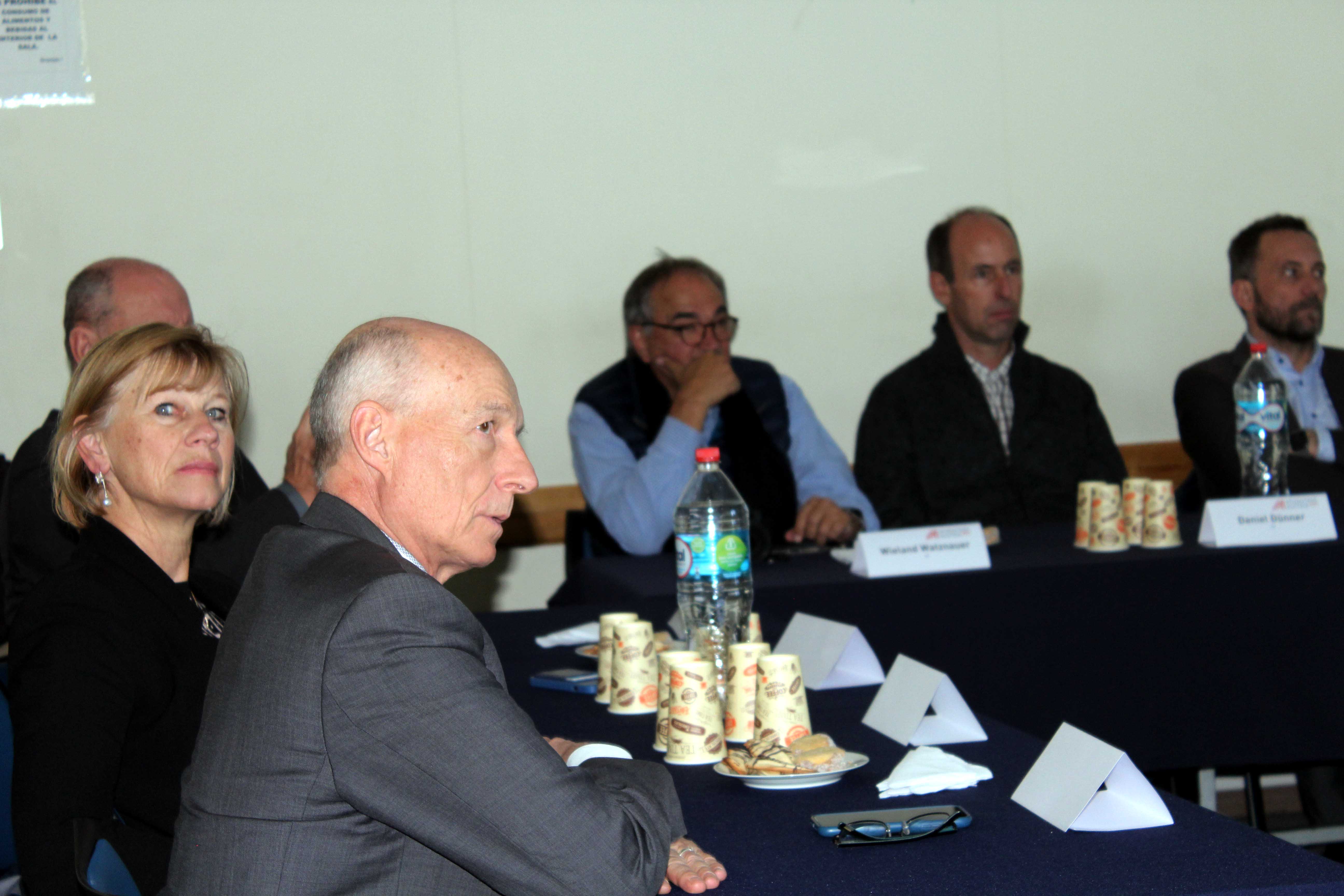 Seremi de Energía de Magallanes sostiene positiva roundtable con delegación austriaca y actores locales asociados a industria del hidrógeno verde