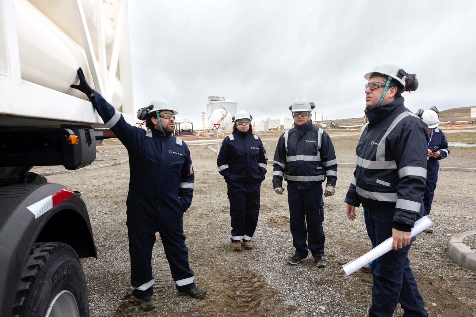 Seremi de Energía visita proyectos de HIF y ENAP Magallanes y confirma respaldo del Gobierno a industria del hidrógeno verde  