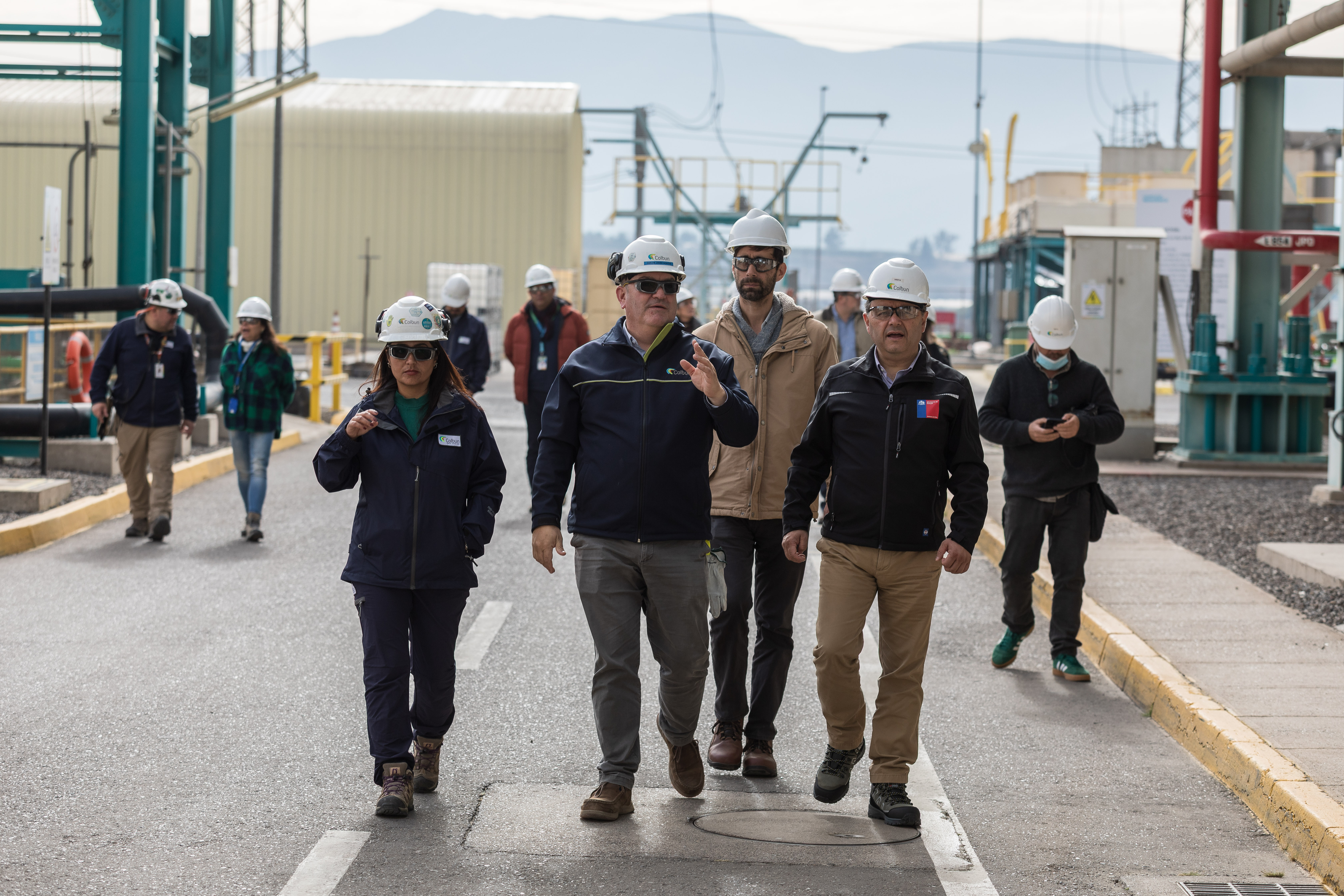 Autoridades regionales visitan Complejo Nehuenco y destacan rol clave en la seguridad del Sistema Eléctrico Nacional