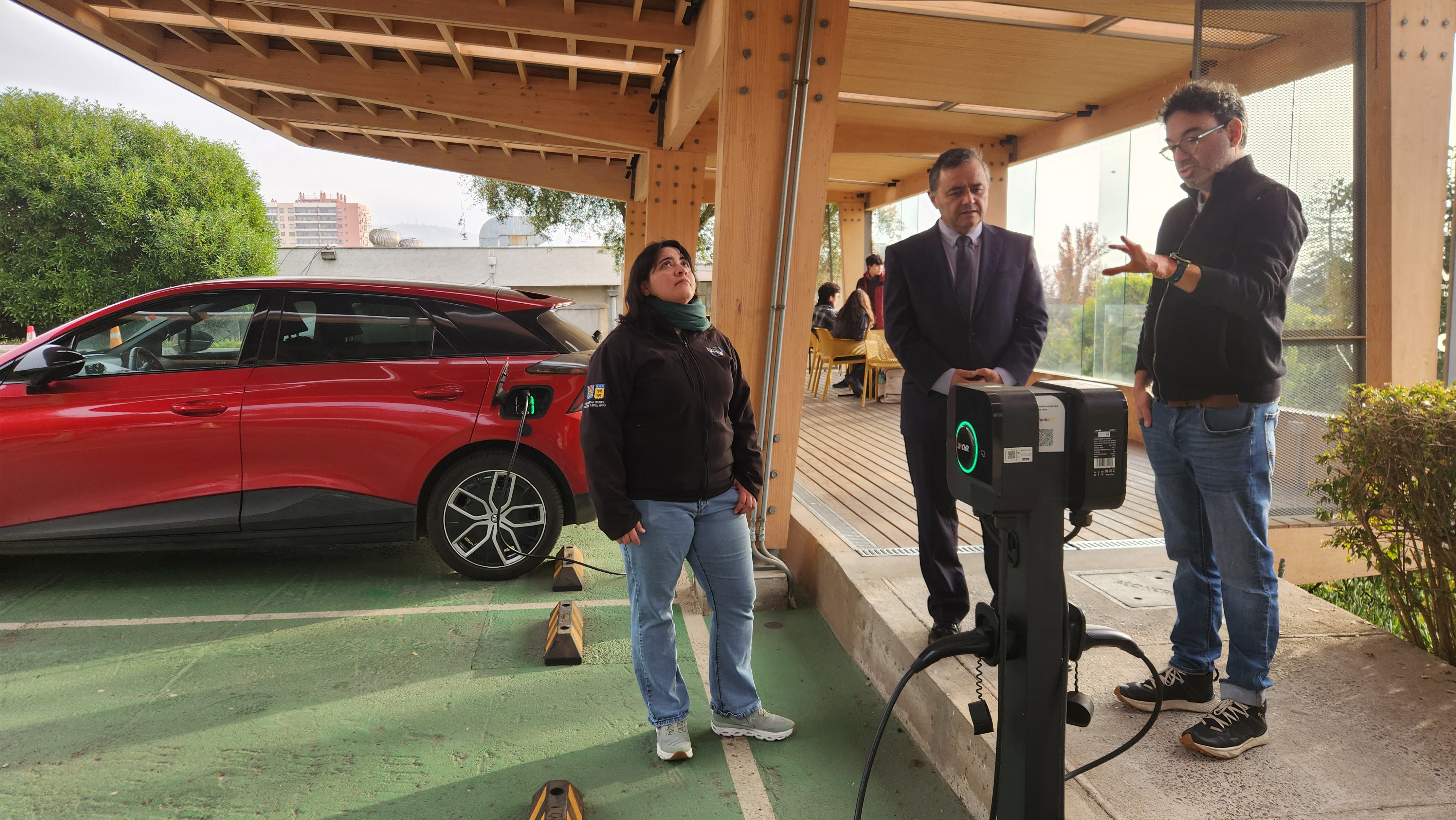 SEREMI de Energía y AC3E inician coordinación para impulsar la electromovilidad en la Región de Valparaíso