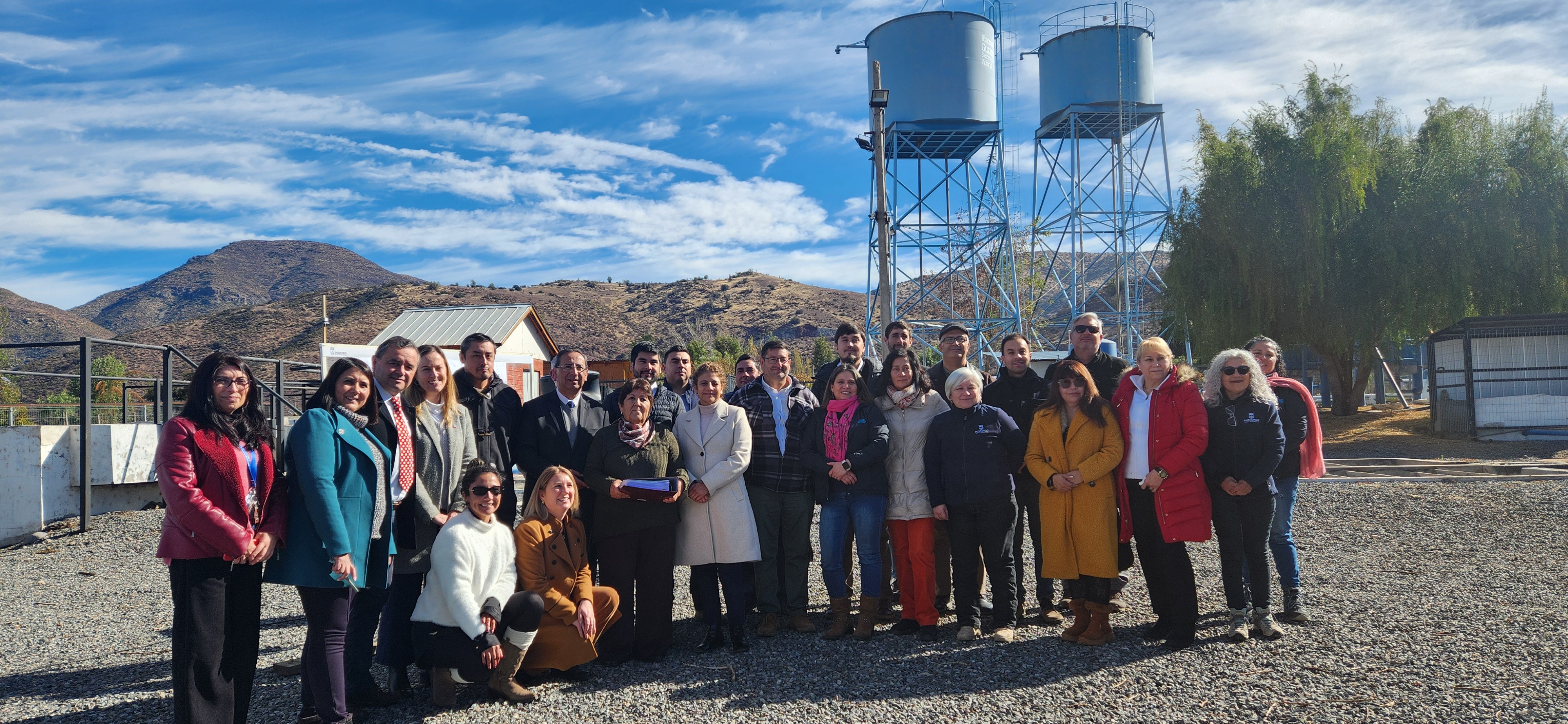 Inician proyecto solar que reduce costos de agua rural
