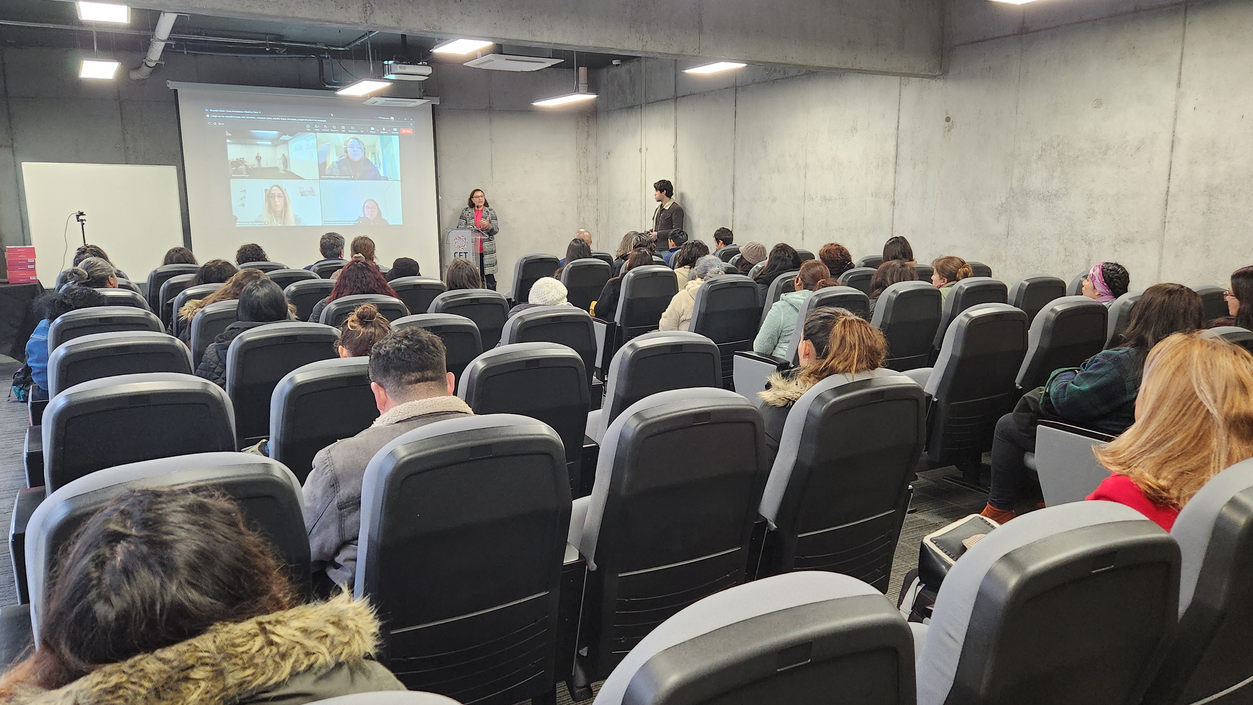 Lanzan Cursos de Capacitación en Energía: Instalador/a Eléctrico/a Clase D y Especialista en Vehículos Eléctricos