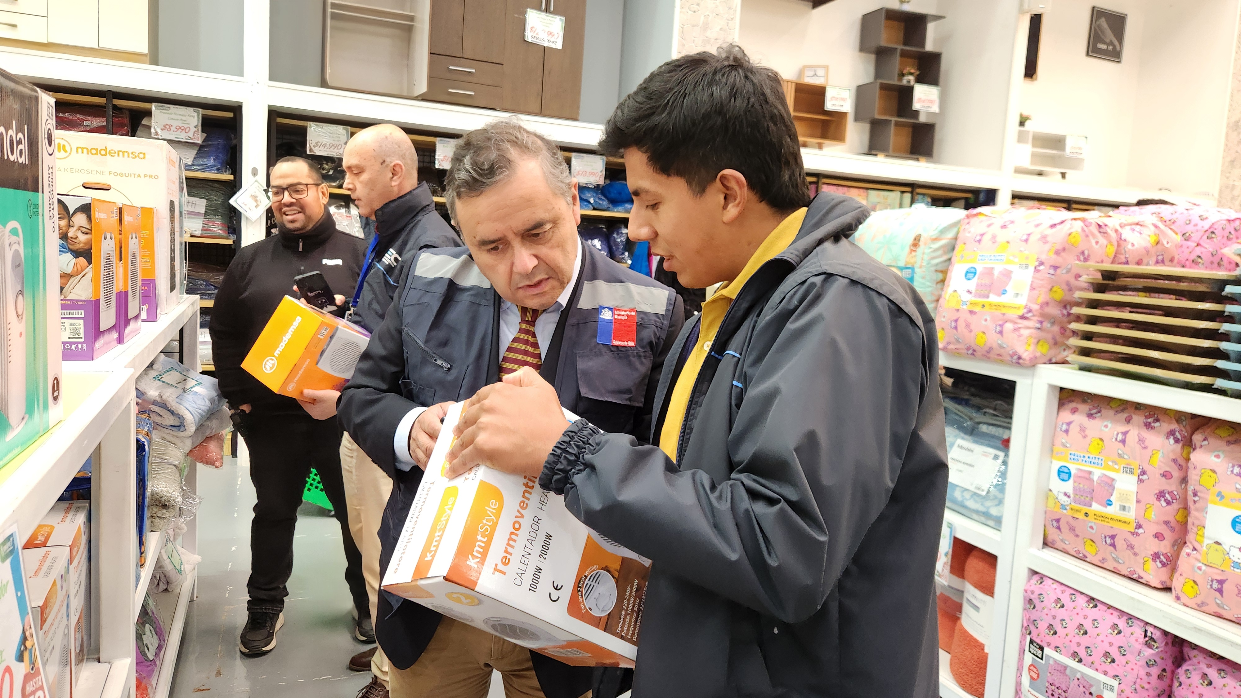 Fiscalizan venta de artefactos de calefacción para reforzar seguridad ante llegada del invierno