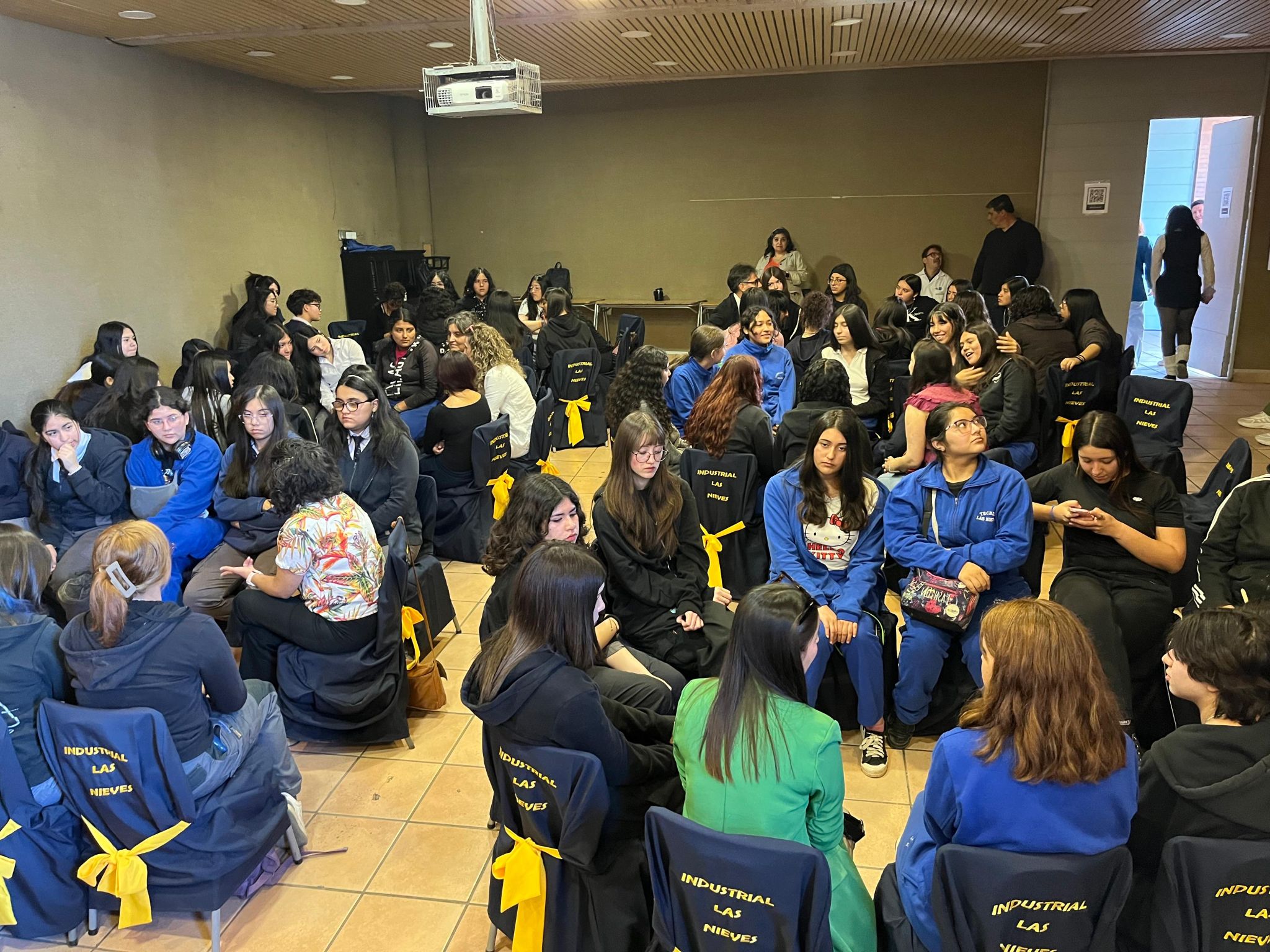 Energizadas: Energía + mujeres en Educación Técnico Profesional