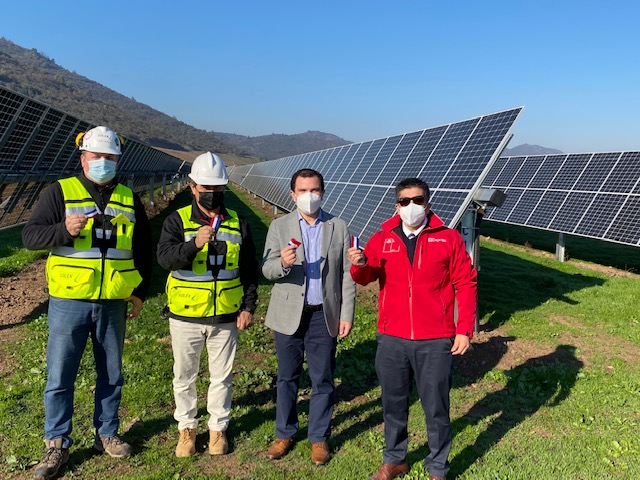 Delegado Presidencial Regional y Seremi de Energía inauguran Parques Solares Fotovoltaicos en Chimbarongo y San Vicente TT 