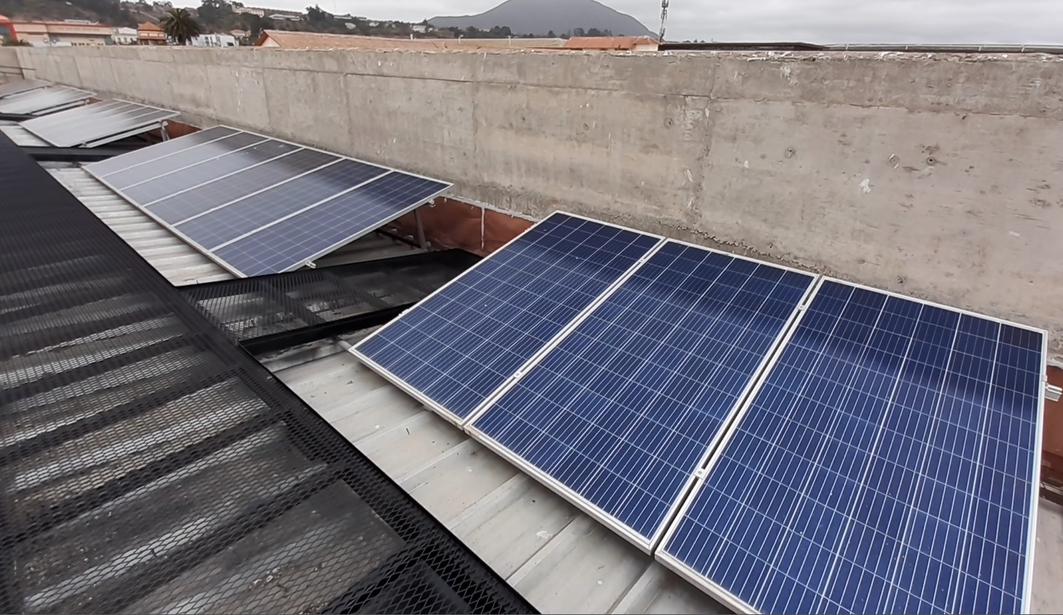 Seremi de Energía participa en inauguración de planta fotovoltaica del Colegio Salesianos