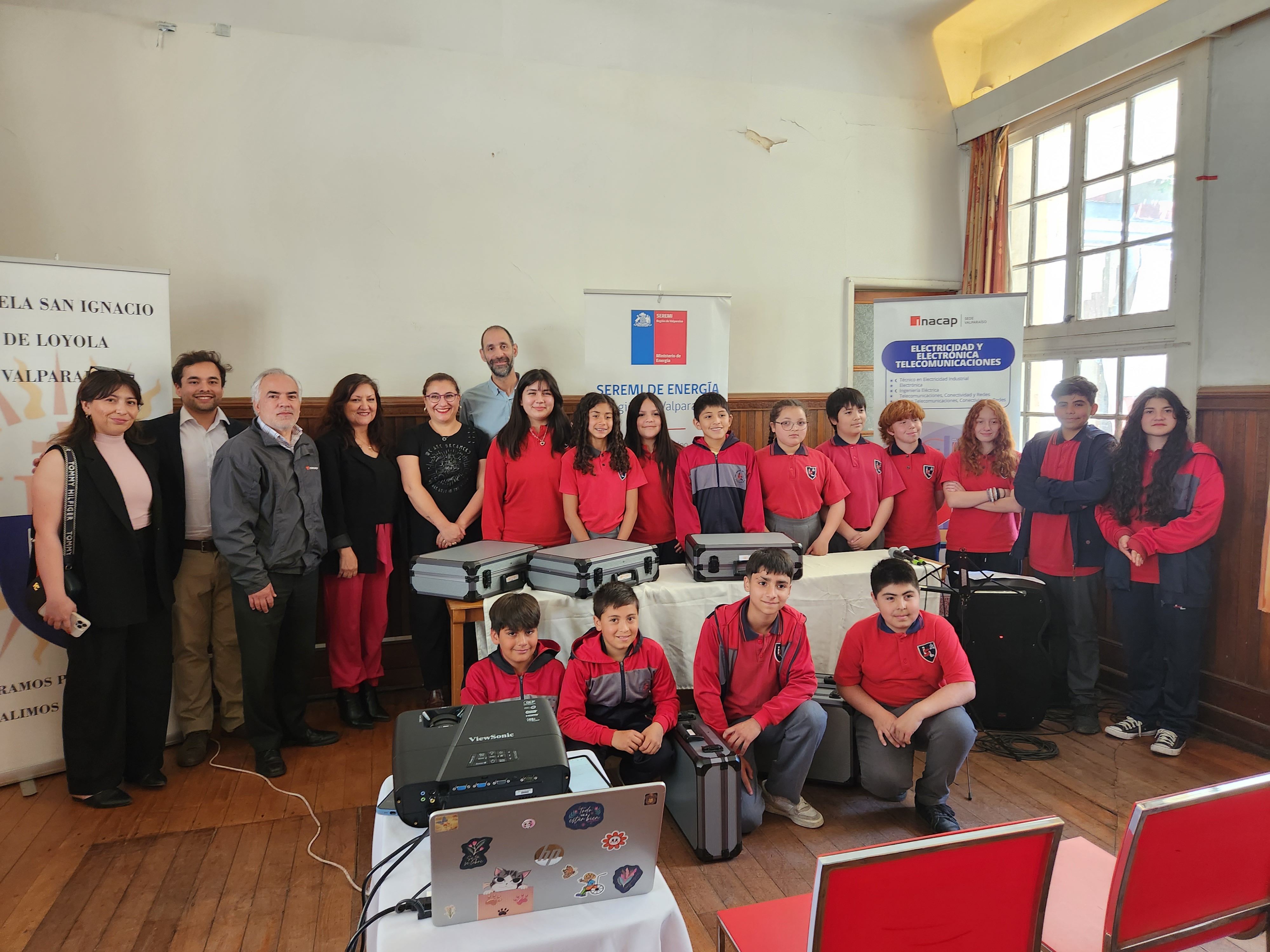¡Escuela San Ignacio de Loyola en Valparaíso se corona como campeona del Concurso EnergyChallenge 2023!