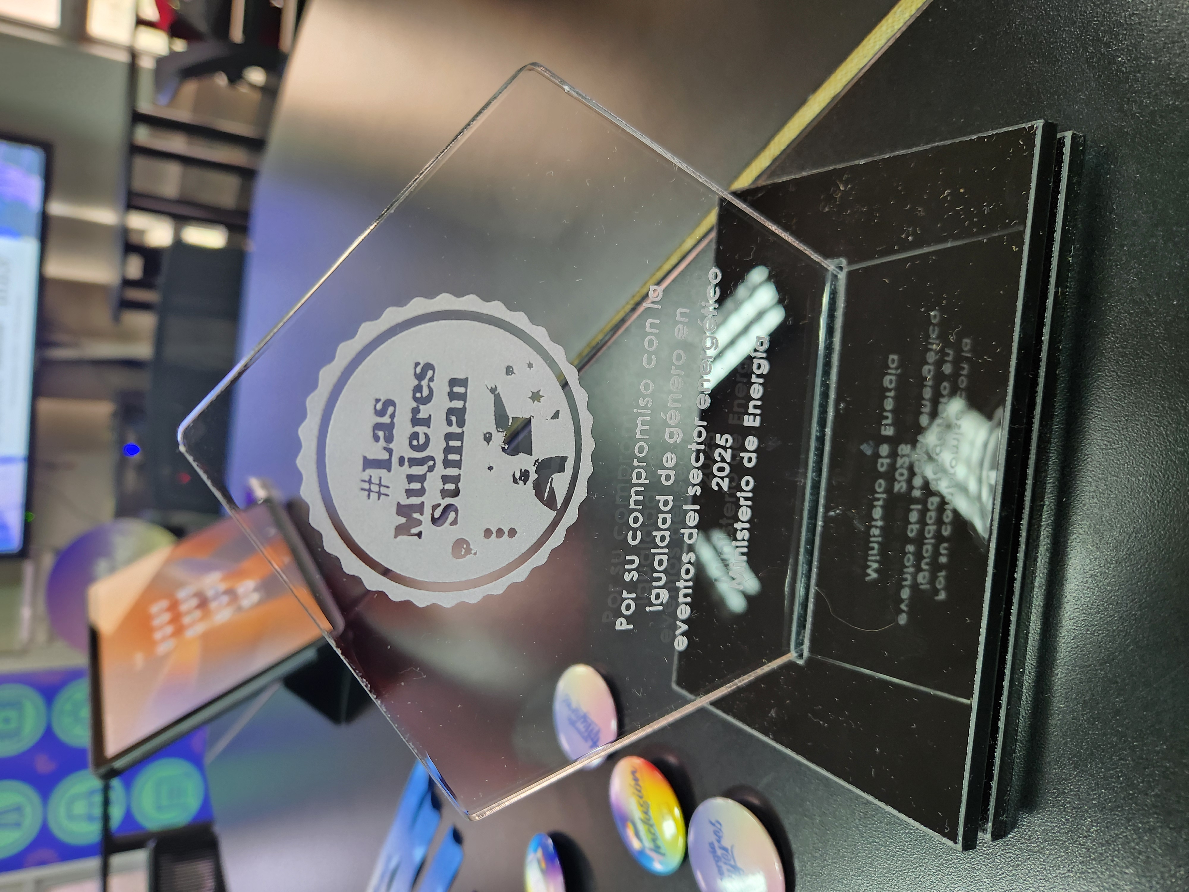 Sello “Las Mujeres Suman” es entregado en 2do Encuentro de la Red de Investigadoras UPLA