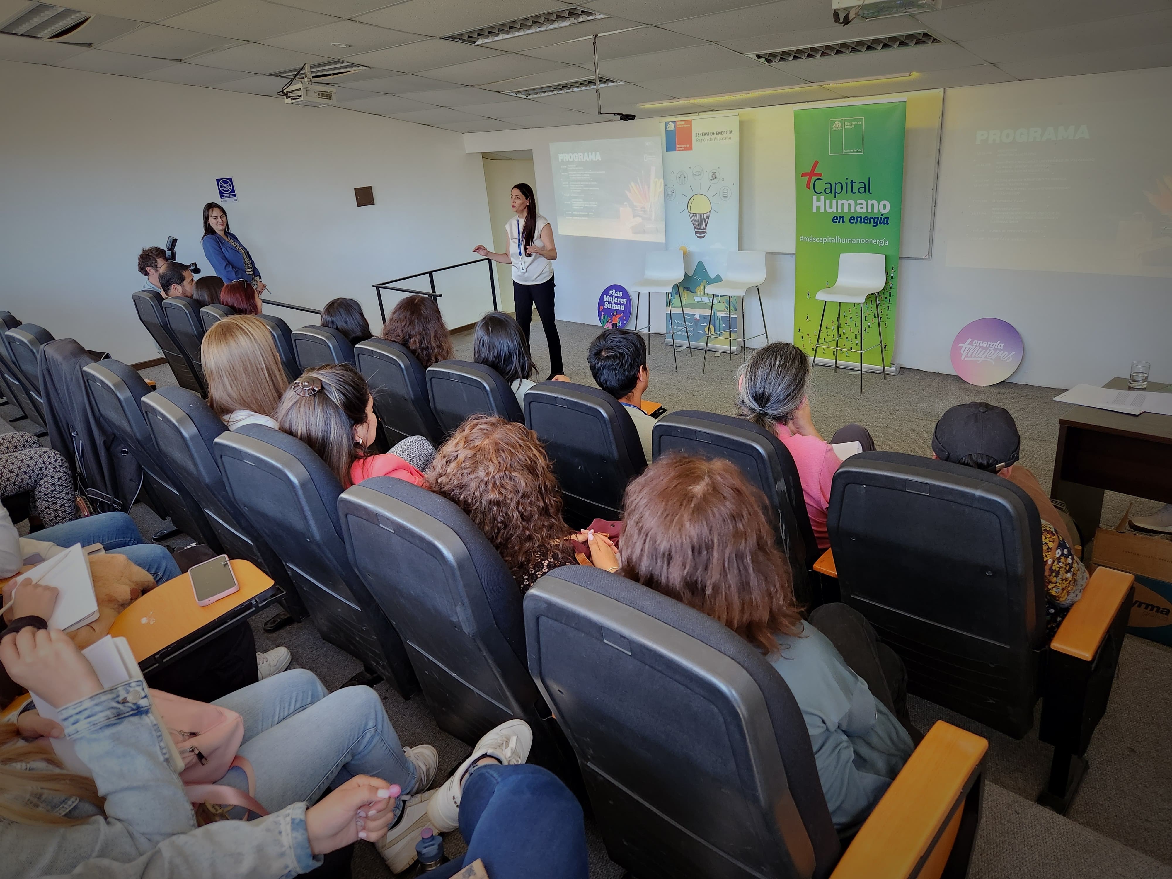 SEREMI de Energía y Universidad de Valparaíso unen fuerzas para erradicar Estereotipos de Género