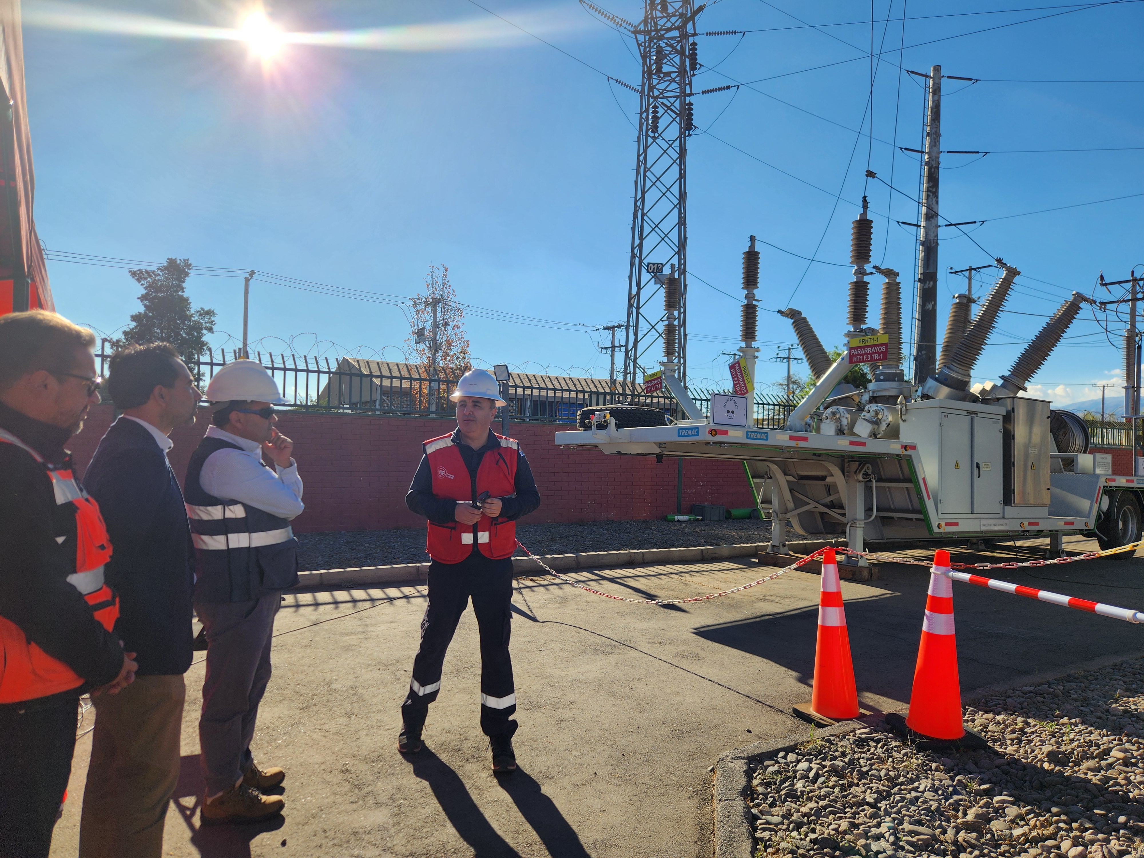 SEREMI de Energía refuerza monitoreo en terreno y destaca Subestación móvil clave en Los Andes