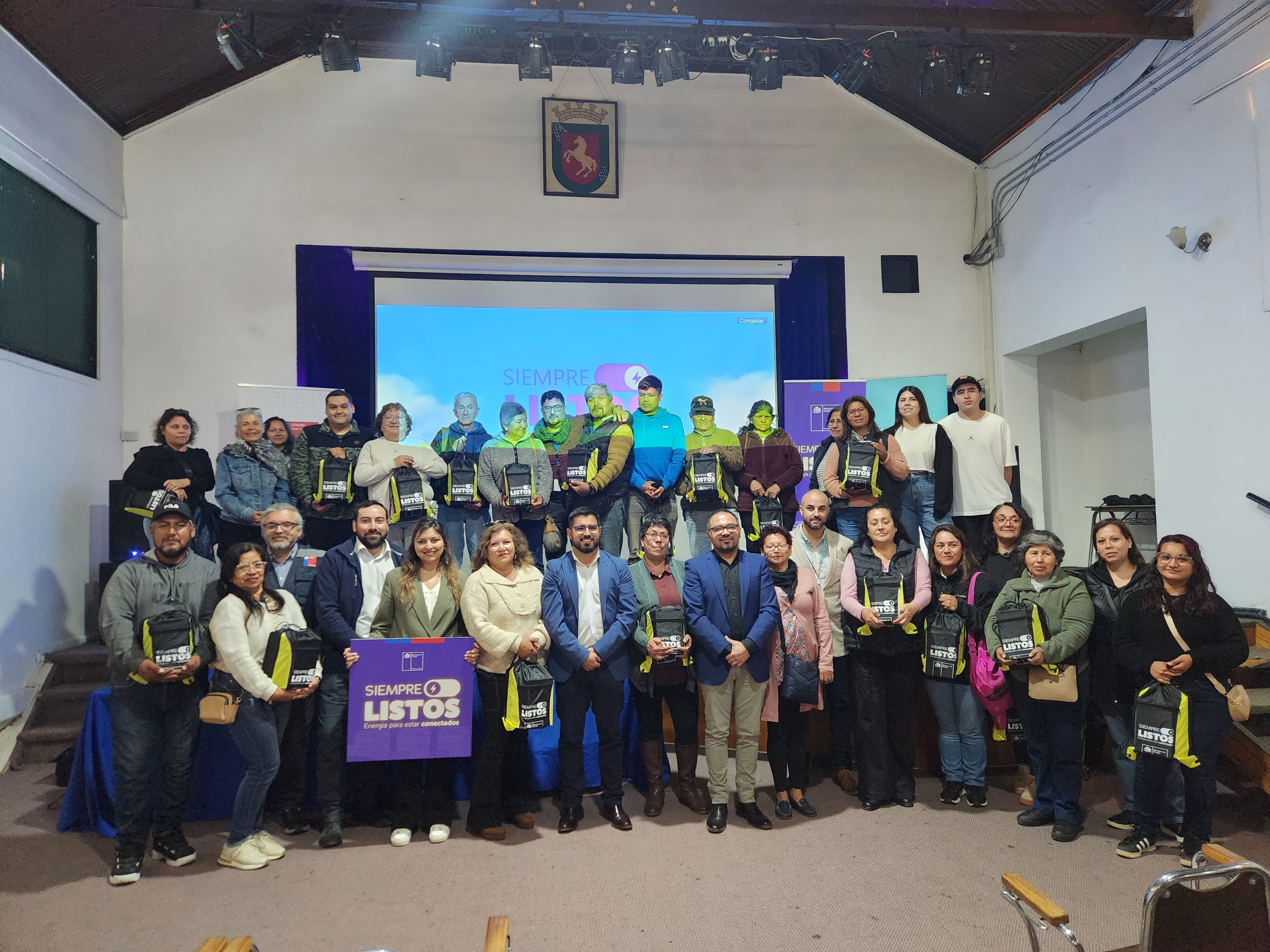 Lanzamiento Regional del Programa “Siempre Listos” permitió que familias reciban Kits de Resiliencia Energética