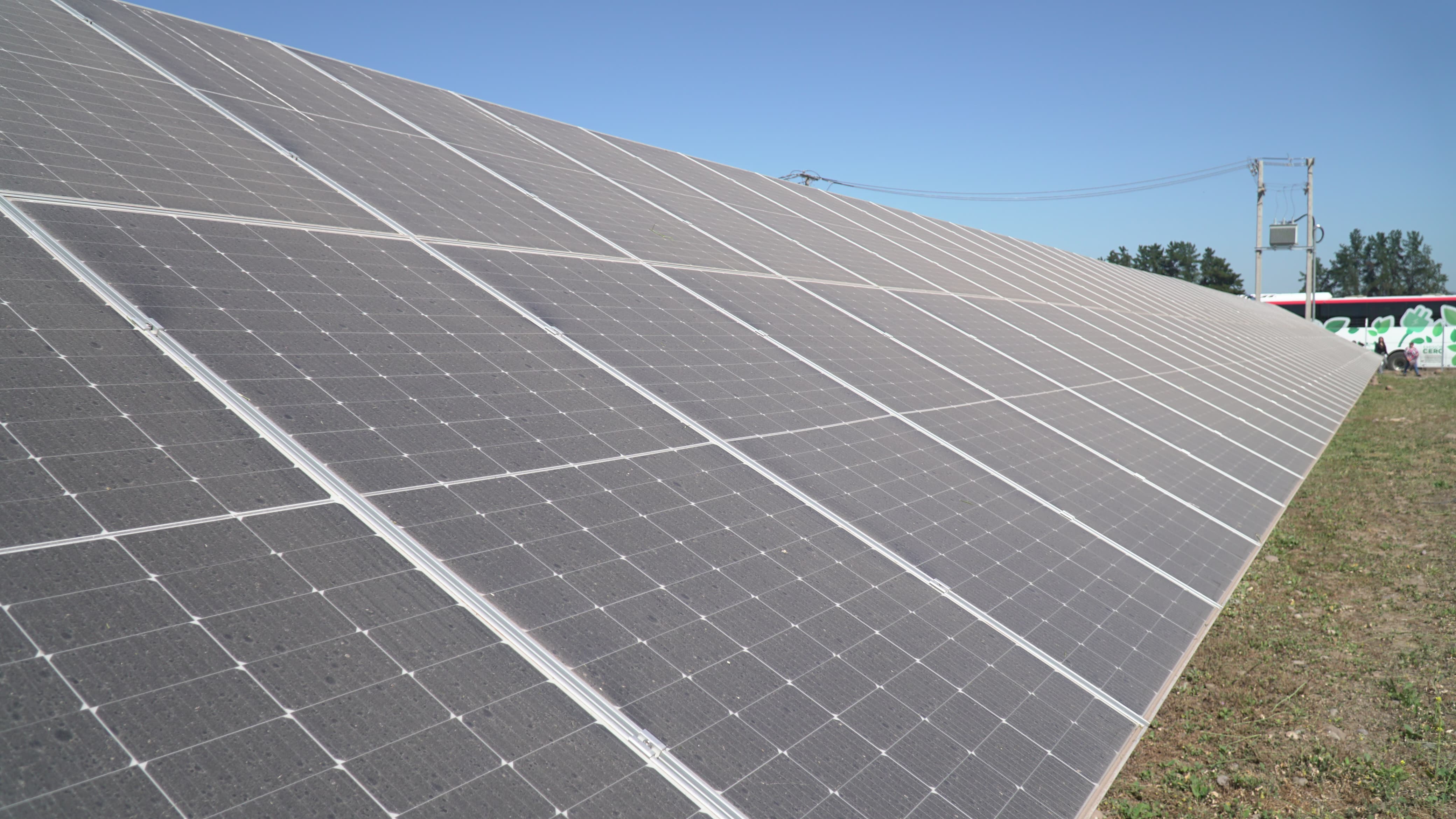 Ministerio de Energía inaugura, en Talagante, primer parque solar social municipal que beneficiará a más de 200 vecinos 