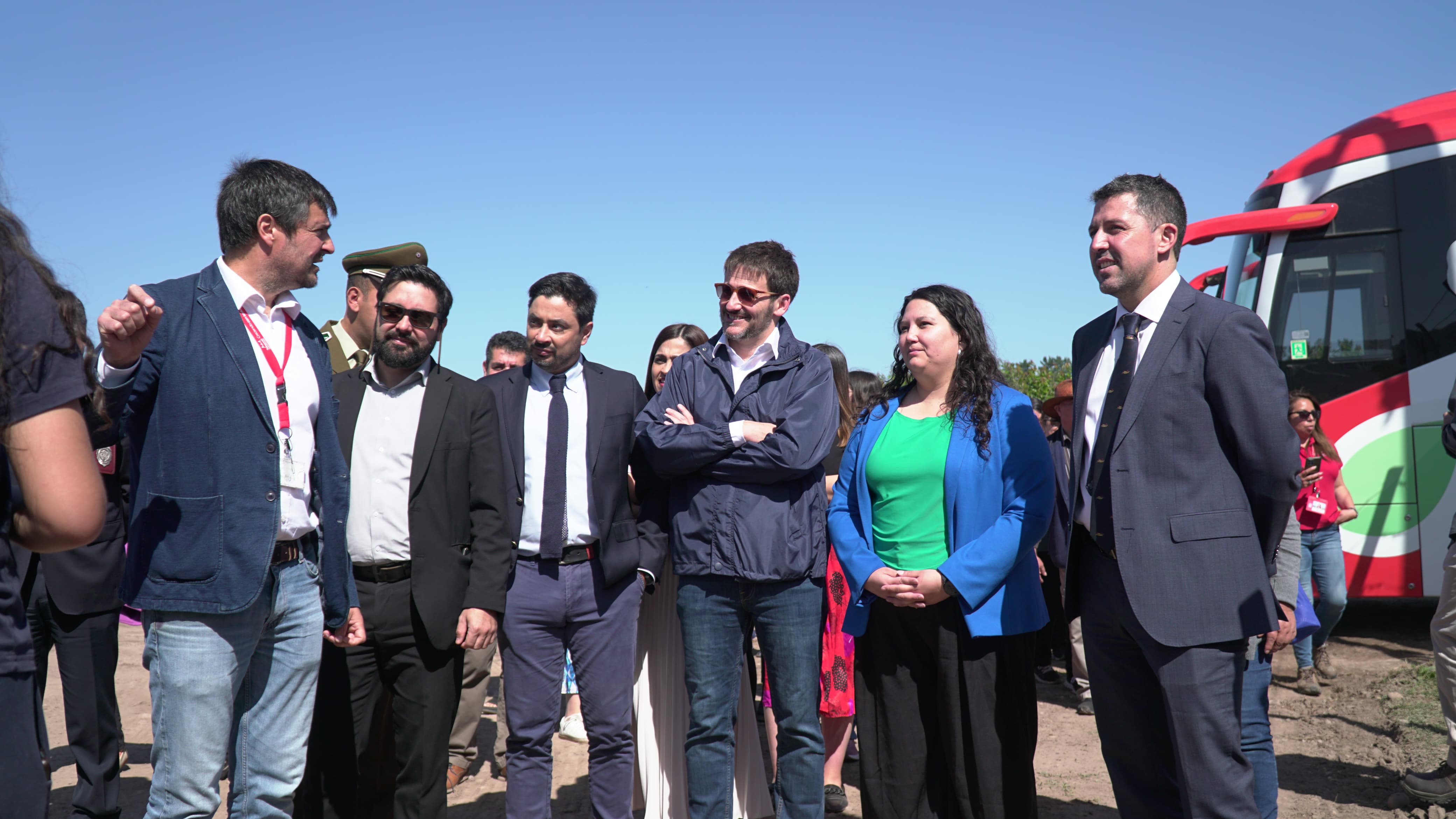 Ministerio de Energía inaugura, en Talagante, primer parque solar social municipal que beneficiará a más de 200 vecinos 