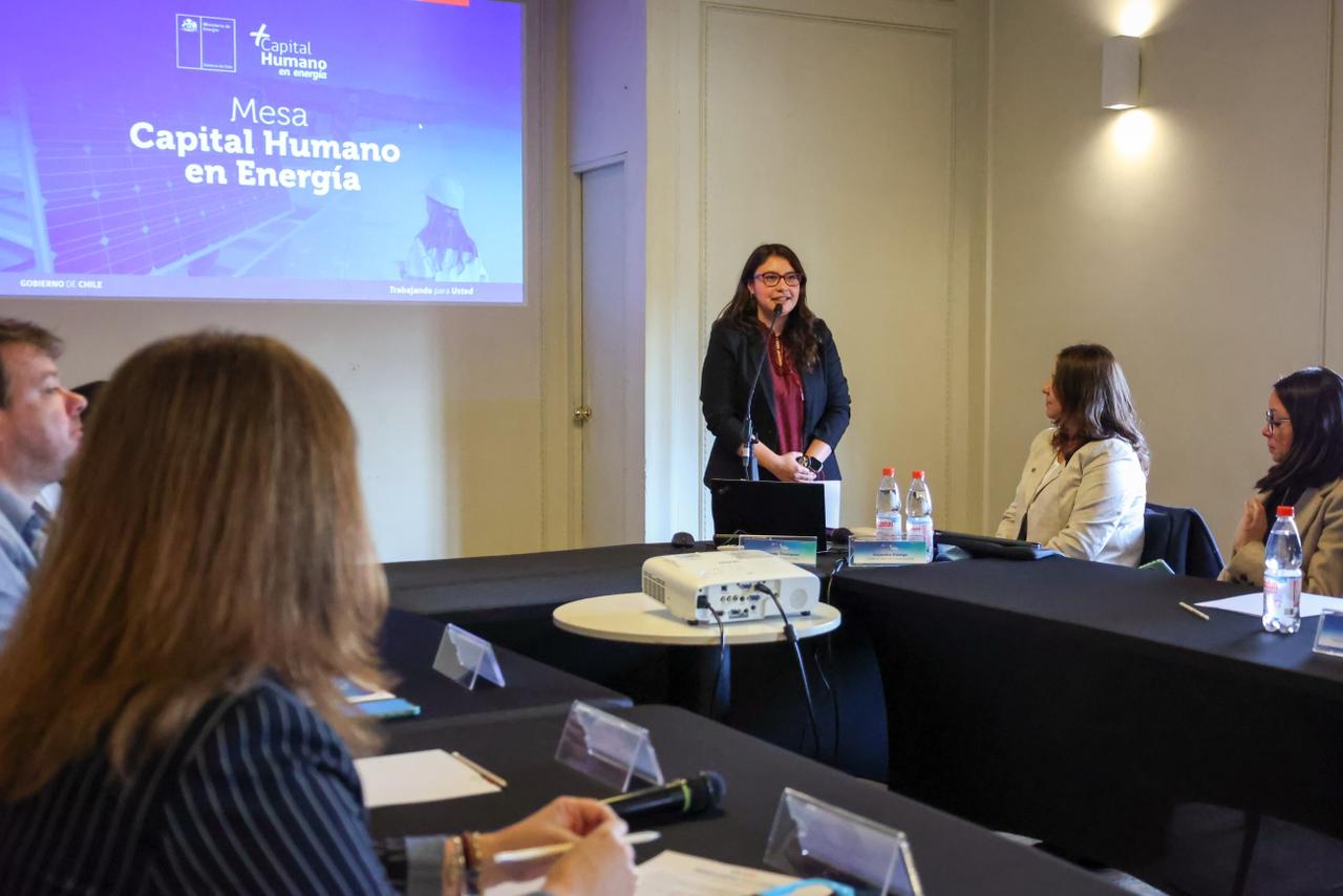 Ministra Rincón: “El capital humano es la columna vertebral de nuestra transición energética”