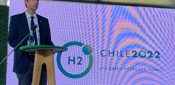 En Summit de Hidrógeno Verde: Ministro Jobet anuncia Plan de Acompañamiento para proyectos de Hidrógeno Verde