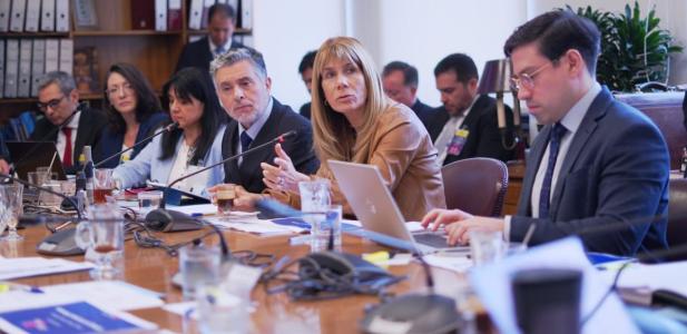 Ministerio de Energía modifica y reingresa decretos que regulan la operación y coordinación del sistema eléctrico