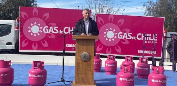 Comienza la puesta en marcha proyecto piloto Gas de Chile en San Fernando, que permitirá a familias vulnerables comprar...