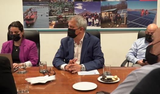 Ministro de Energía encabeza Mesa Estratégica para enfrentar Pobreza Energética