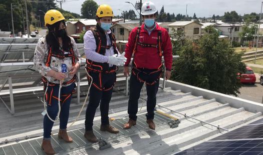 Liceo Polivalente La Frontera de Negrete inaugura sistema solar fotovoltaico 
