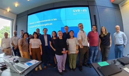 Seremi Díaz realiza pasantía en Alemania para conocer el funcionamiento de cooperativas energéticas 