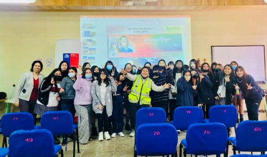 Con emotiva jornada motivan a niñas y adolescentes a estudiar carreras ligadas al sector de la energía