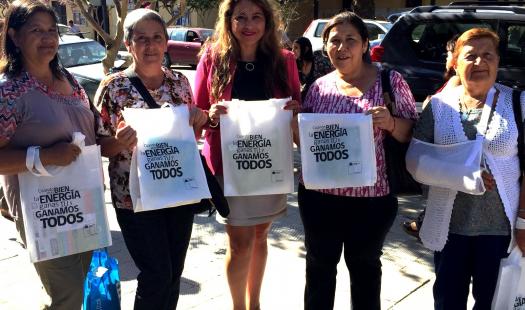 Mujeres se comprometen con la Eficiencia Energética