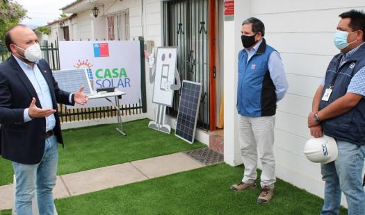 Ministerio de Energía abre licitación para instalar paneles fotovoltaicos en viviendas de La Serena
