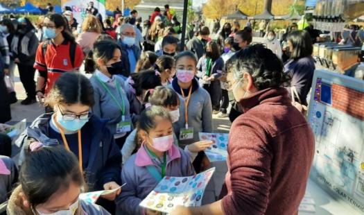 Educando y entregando recomendaciones en Eficiencia Energética y Energías Renovables conmemoran el Día Mundial del Medio Ambiente