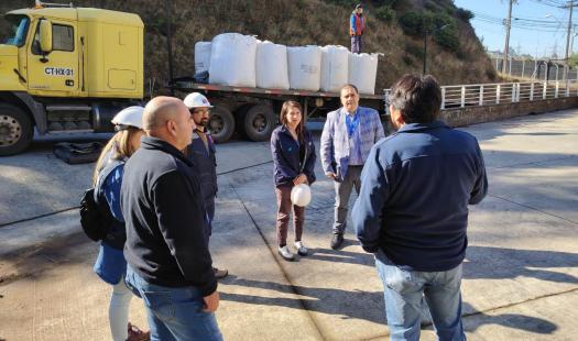 Seremi de Energía monitorea abastecimiento de pellet en Hospital de Puerto Montt para asegurar la calefacción en los meses frío del año