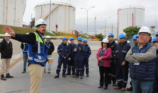 Seremi de Energía se interioriza de operaciones del terminal marítimo COMAP de Guayacán