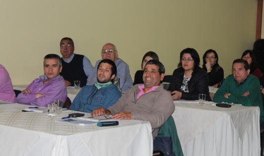 Choferes del sector público se capacitan en el II Curso de “Conducción Eficiente” para ahorrar combustible