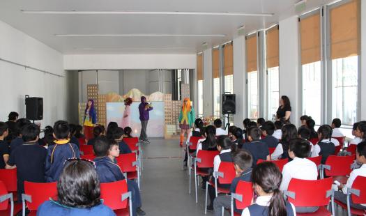 “Solaria”: teatro gratuito recorre la RM educando sobre energía renovable