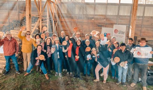 55 productores y comerciantes de Los Ríos han recibido el Sello Calidad de Leña