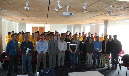 Realizan taller sobre riesgos eléctricos en incendios forestales