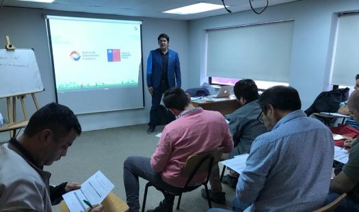 Capacitan a gestores energéticos de la región para reducir el consumo de energía en las medianas empresas