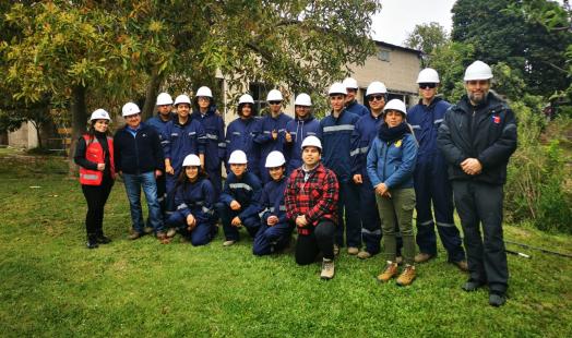 Seremi de Energía de Valparaíso lleva a estudiantes a vivir una experiencia práctica en la generación de energía eléctrica