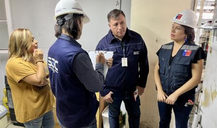 Fiscalización a instalaciones eléctricas en recinto Zofri en Iquique