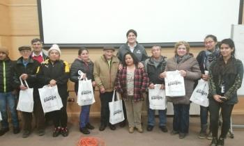 500 familias de la región son beneficiarias con capacitación para ahorrar energía y kits de ampolletas