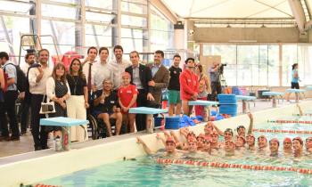 Ministro Jobet y alcalde Alessandri inauguran sistema de iluminación y equipos térmicos en la piscina temperada del Parque O’Higgins