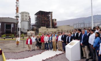 Ministro Jobet y Enel encabezan cierre simbólico de Central Tarapacá y comparten con trabajadores que se acogieron a plan de reconversión laboral