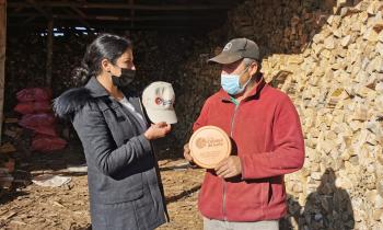 Comerciantes y productores de la provincia del Biobío reciben Sello Calidad de Leña