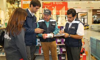 Autoridades llaman a la compra responsable de luces y guirnaldas de Navidad