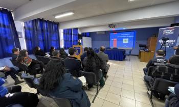 Provincia de Biobío: Más de 50 sostenedores de establecimientos educacionales se capacitaron en Sello Verde OK...