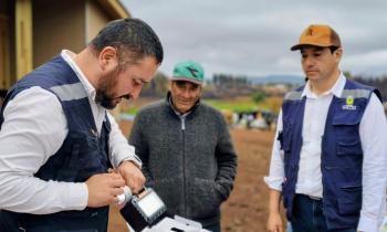 Ministerio de Energía entregó kits de resiliencia energética a familias afectadas por incendios forestales en Ñuble