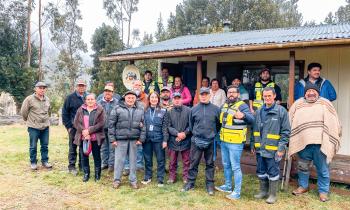 Seremi de Energía se reúne con familias de Cufeo para entregar detalles sobre proyecto de electrificación fotovoltaica 