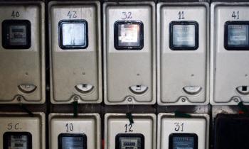 SEC aplica histórica multa de $9 mil 152 millones a eléctricas por extensos cortes de luz de junio