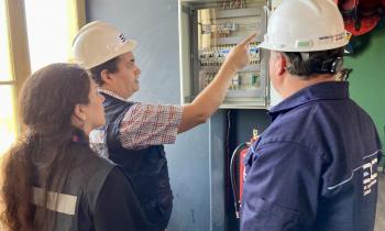 Energía y SEC fiscalizan funcionamiento eléctrico y a gas en restaurantes de Baquedano