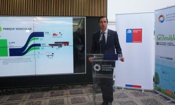 Ministro Jobet actualiza compromiso público-privado con más de 50 empresas e instituciones para impulsar la electromovilidad